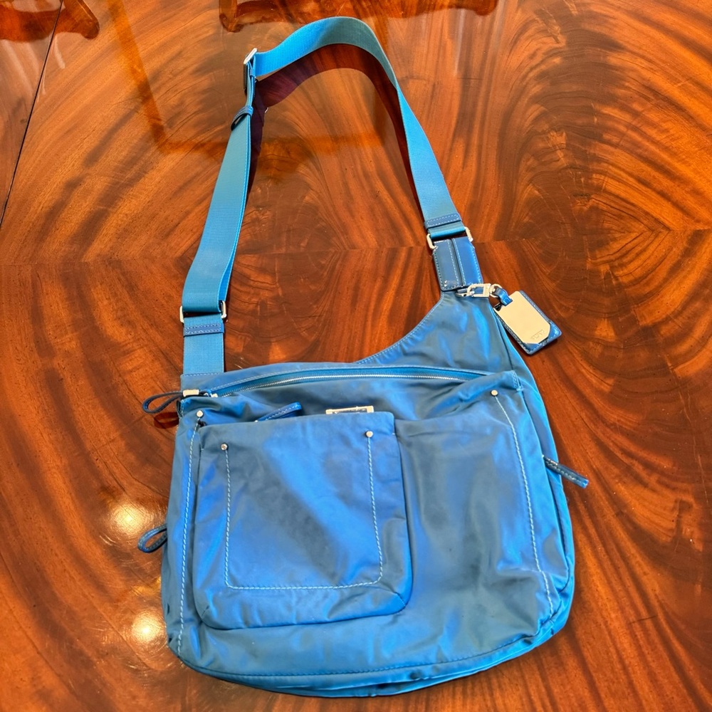 Tumi Voyageur Sumatra Crossbody Pool Gem